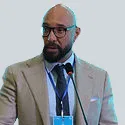 Amir Bahri, kinésithérapeute à la Clinique Churchill